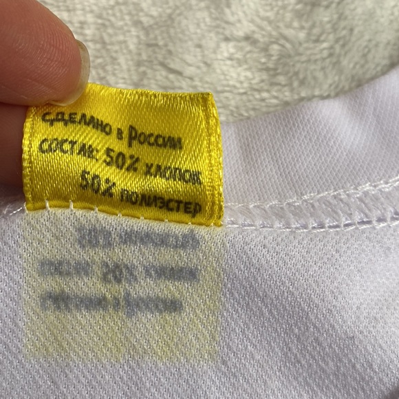 Micky and Minie Mouse Christmas White Shirt - Picture 10 of 10